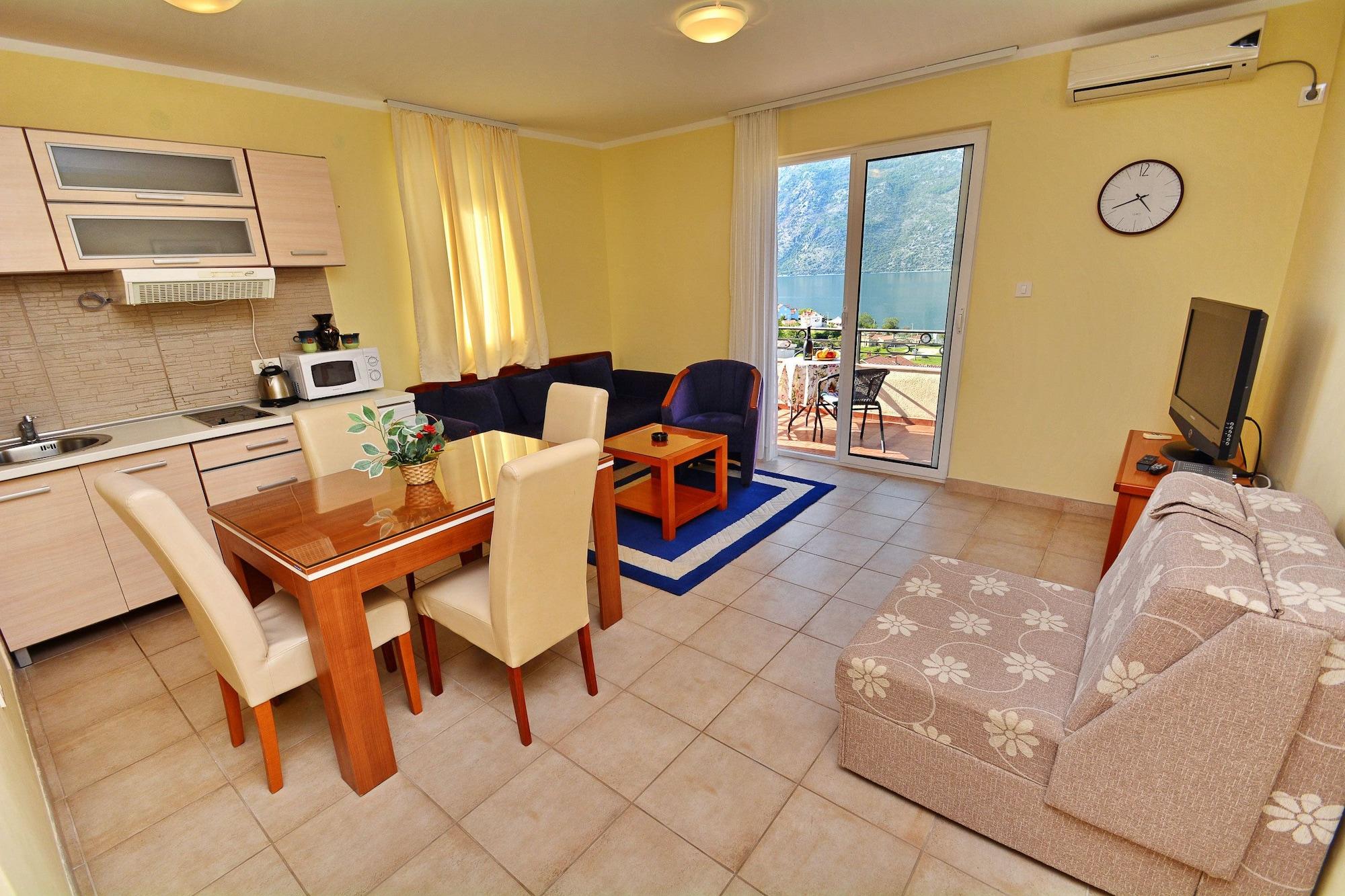 Apartments Soso Котор Экстерьер фото